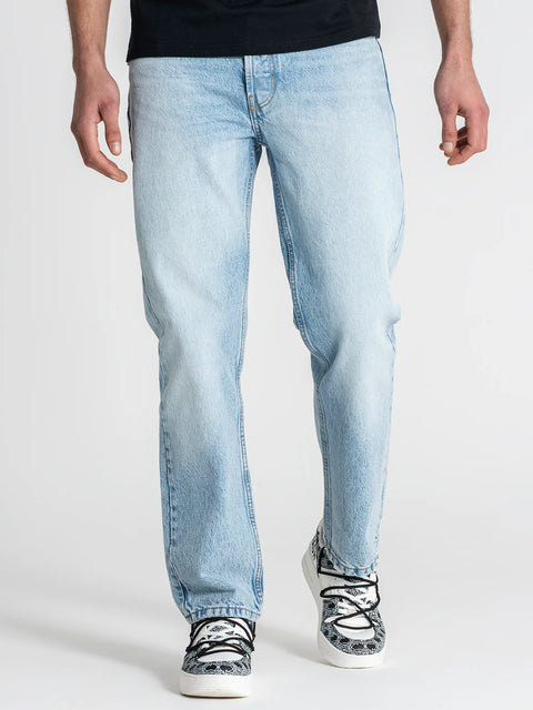 Light Blue Timeless Jeans