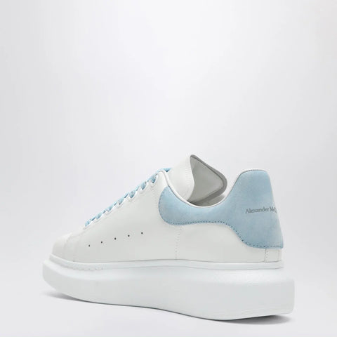 Alexander McQueen Oversize Sneakers white/powder blue