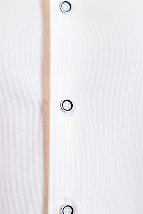Buki Cinqo Single Shot Short Sleeve Tech Shirt — White