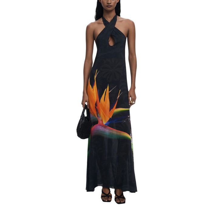 Desigual Women Dress from Desigual exclusive at Urbanheer. Desigual Women Dress from Desigual exclusive at Urbanheer.