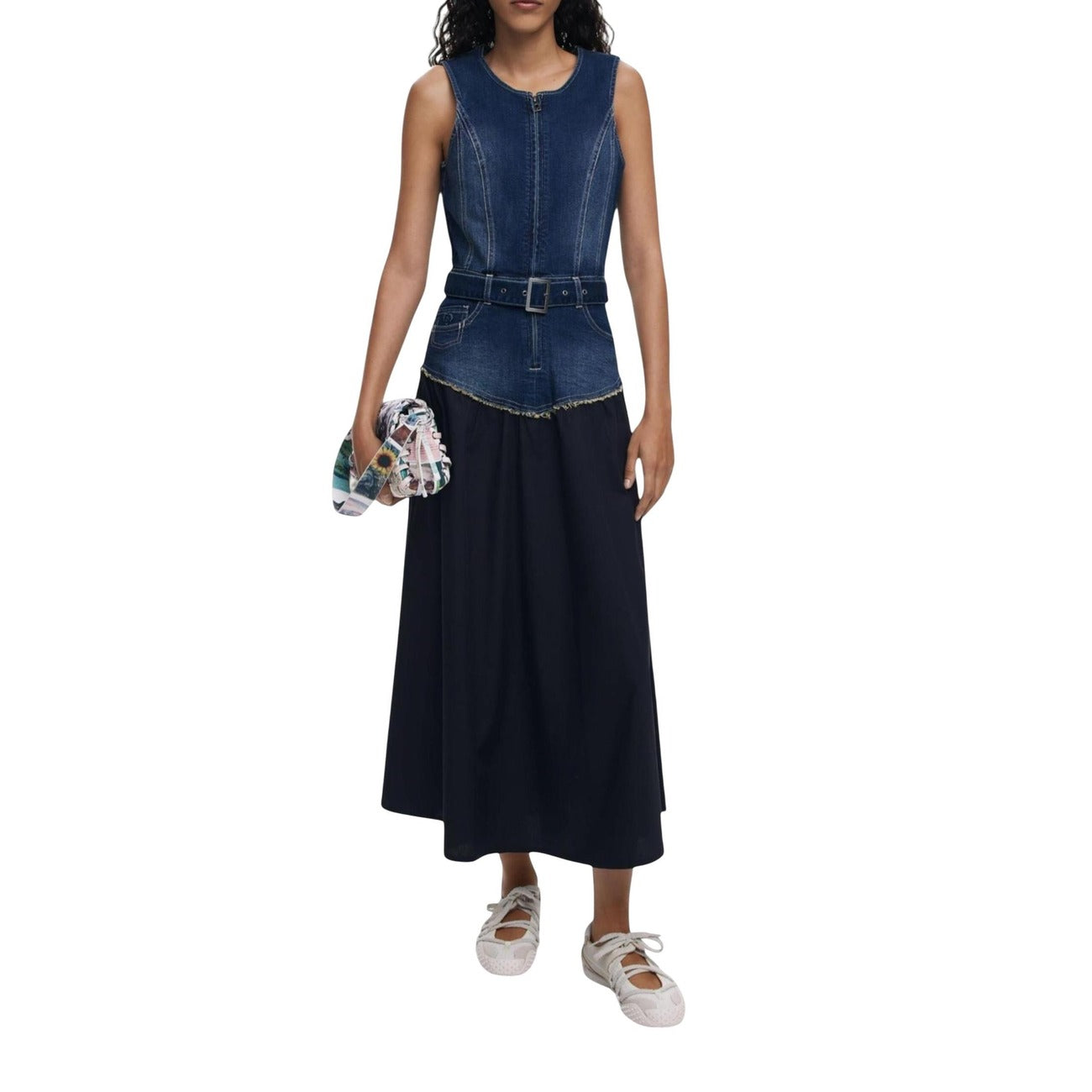 Desigual Women Dress from Desigual exclusive at Urbanheer. Desigual Women Dress from Desigual exclusive at Urbanheer.