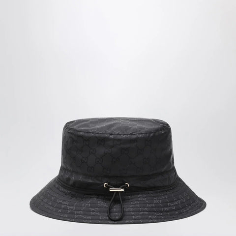 GUCCI Reversible black nylon GG hat