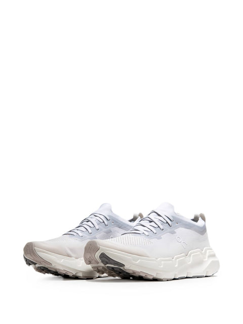 ON Sneakers WHITE