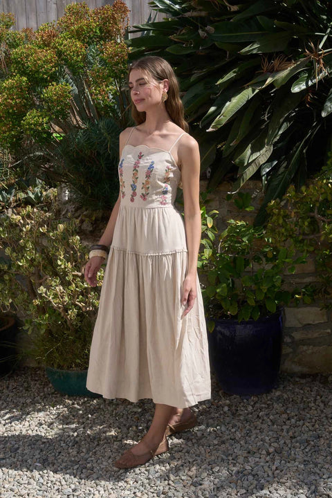 Spaghetti Strap Scallop Neck Embroidery Midi Dress