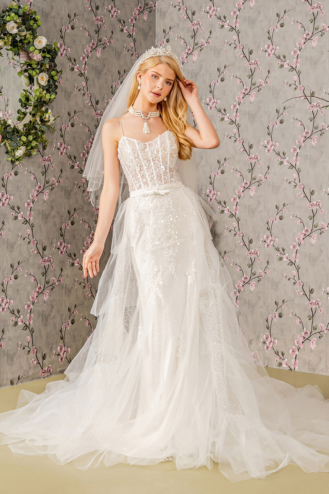 Stunning new Embroidery Bead Mesh Mermaid Wedding Gown W/ Mesh Long