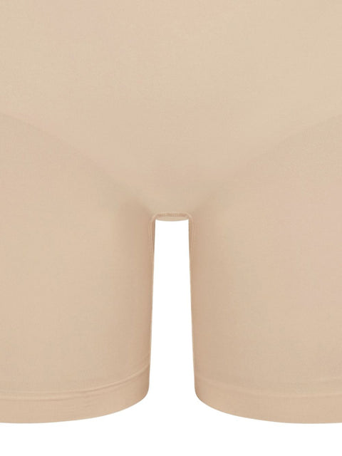 032C Mid thigh shorts