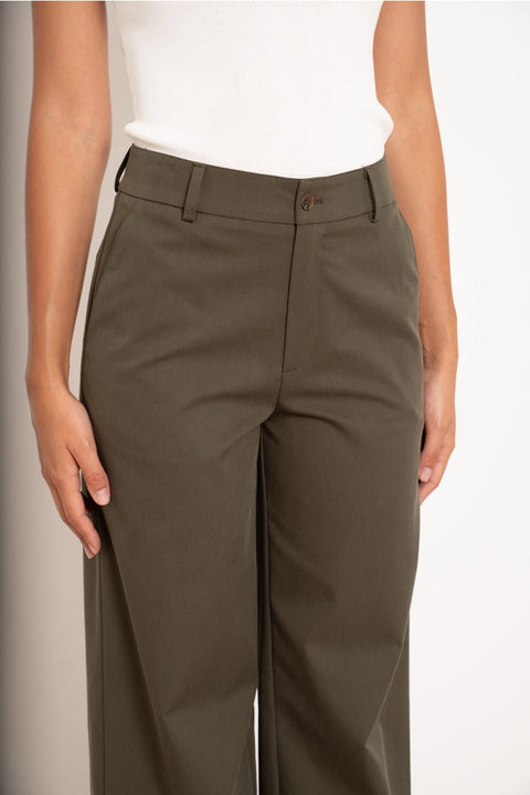 Urban Wide High-Waisted Pants with Back Triangle Pocket