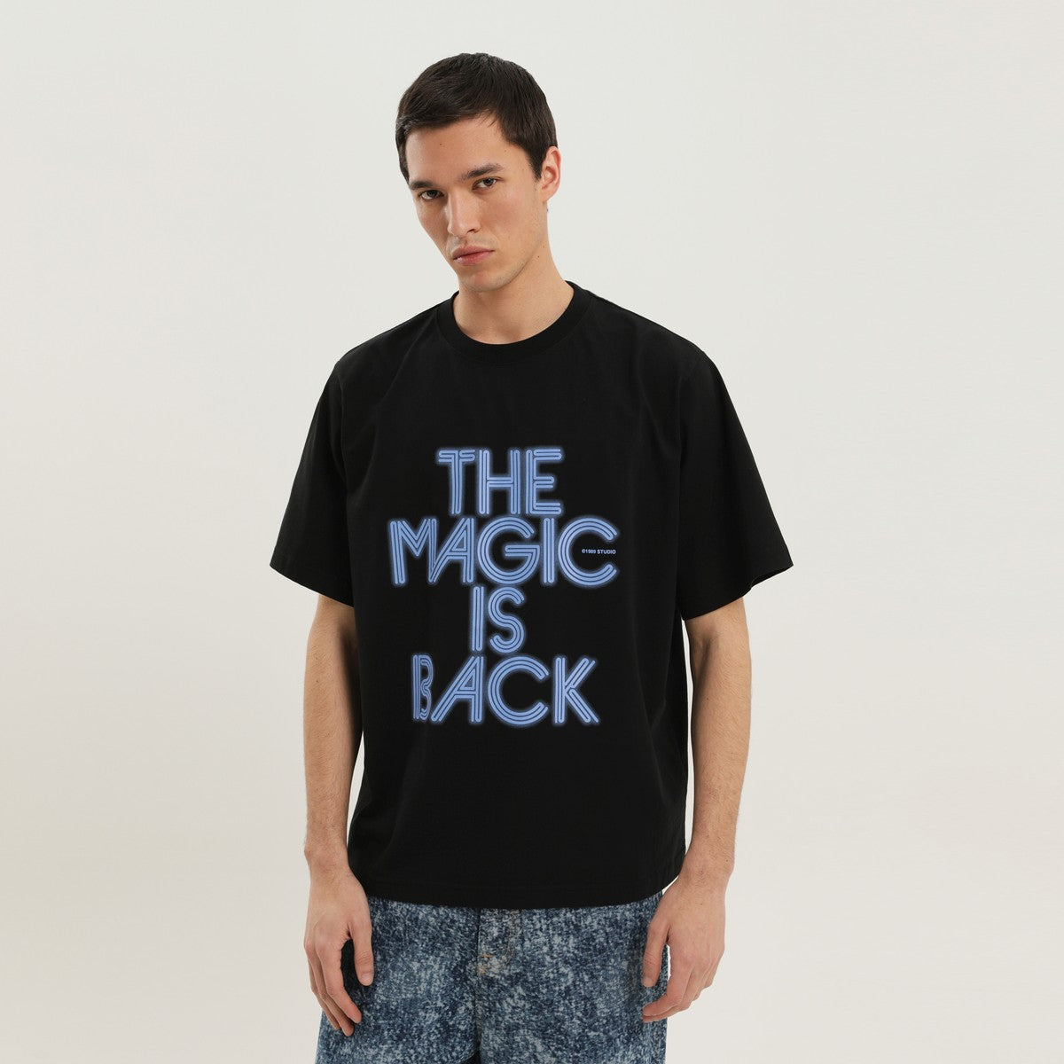 1989 STUDIO Magic T-Shirt S/S