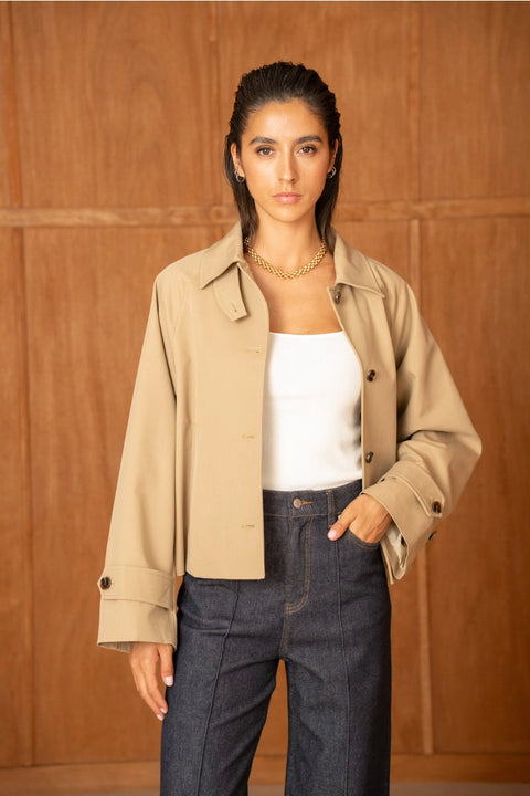 Utility Short Jacket with Lapels That Can Be Turned Up Into A Stand-Up Collar