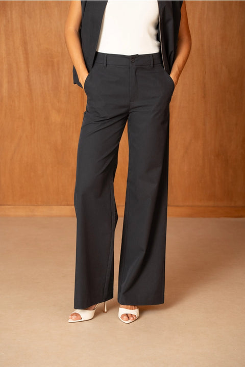 Urban Wide High-Waisted Pants with Back Triangle Pocket