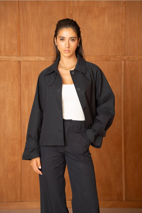 Utility Short Jacket with Lapels That Can Be Turned Up Into A Stand-Up Collar