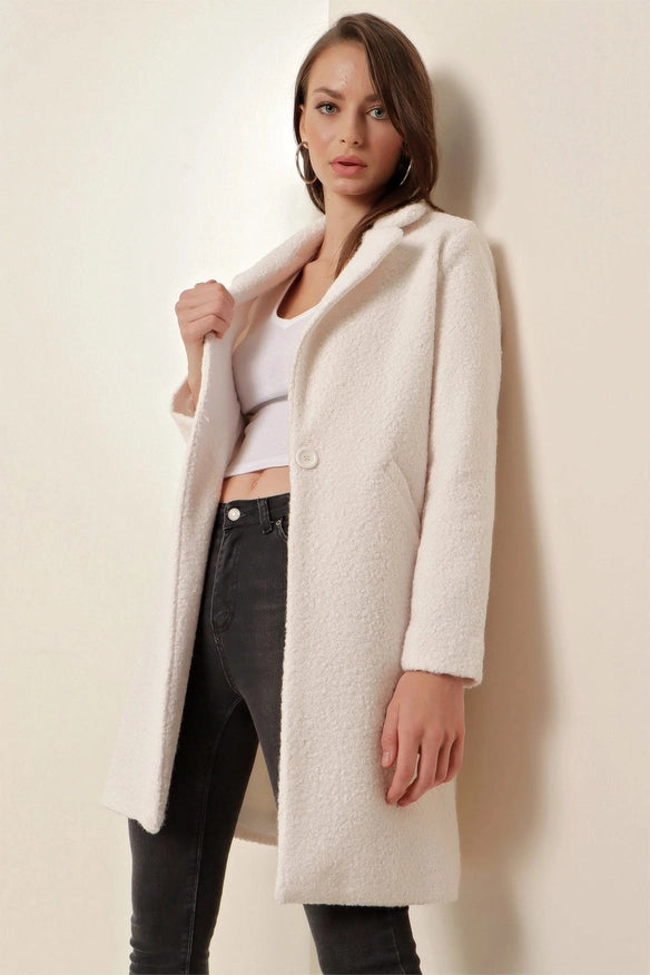 Stylish Classy Women Coat Off White-Coat-Blak Wardrob-Off white-Urbanheer