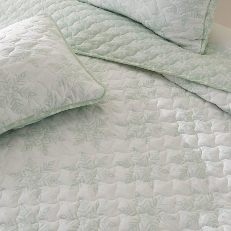 3 Piece Large Snowflake Quilt - Noemi Collection-Set-BH Collective-Full / Queen-Large Snowflake-Urbanheer