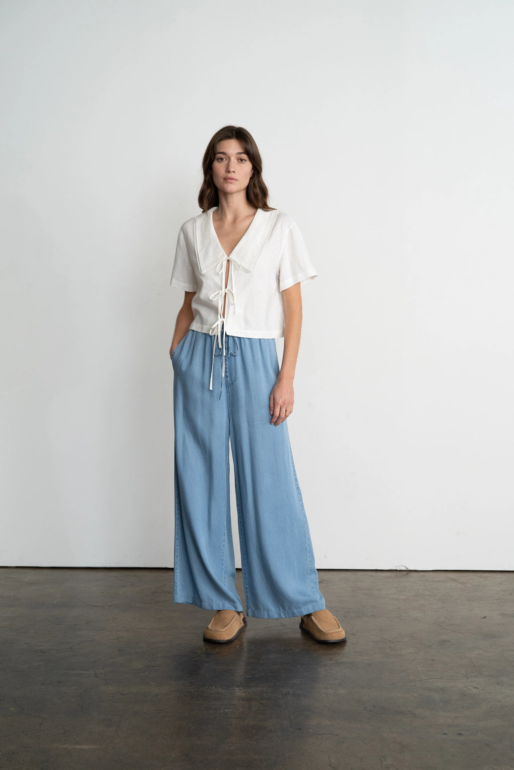 Chambray Elastic Waist Leg-Wide Pants