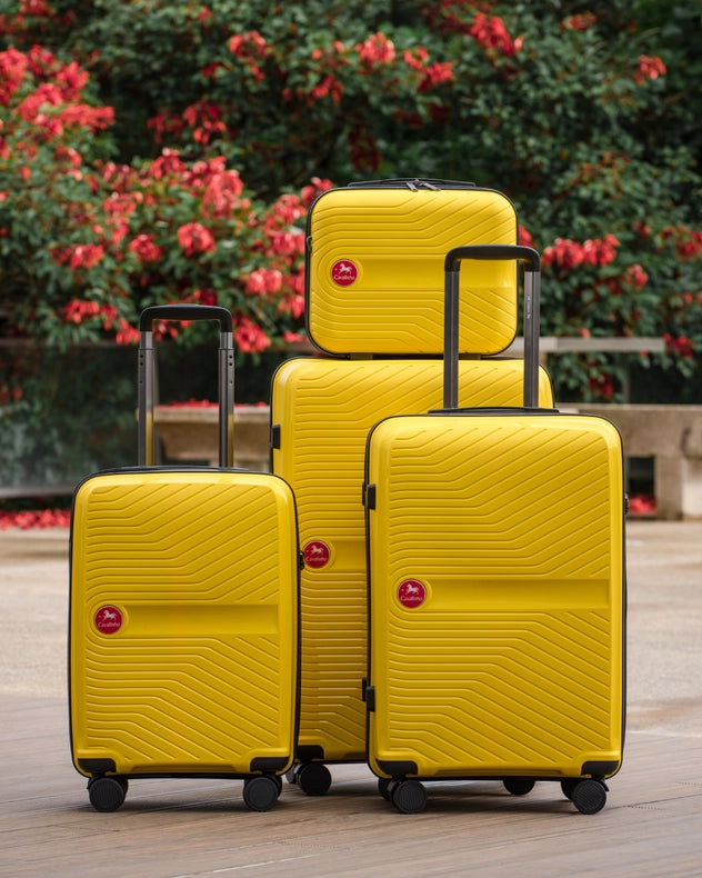 4 Piece Set Of Colorful Hardside Luggage (15,19,24 & 28) Yellow