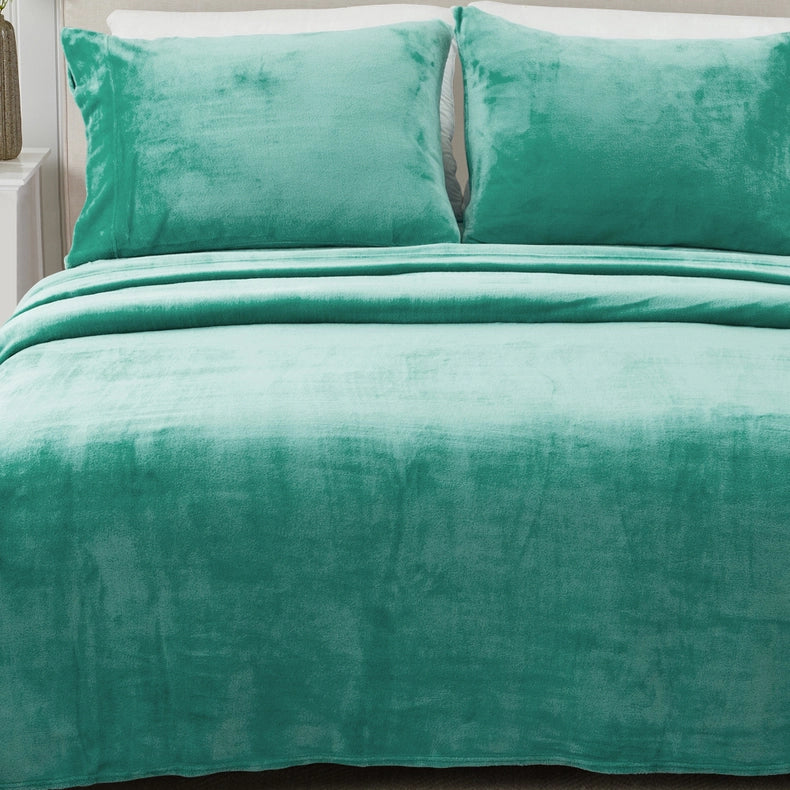 4-Piece Solid Plush Sheet - Velvet Luxe Collection Aqua-Set-Wonder Home-Queen-Urbanheer
