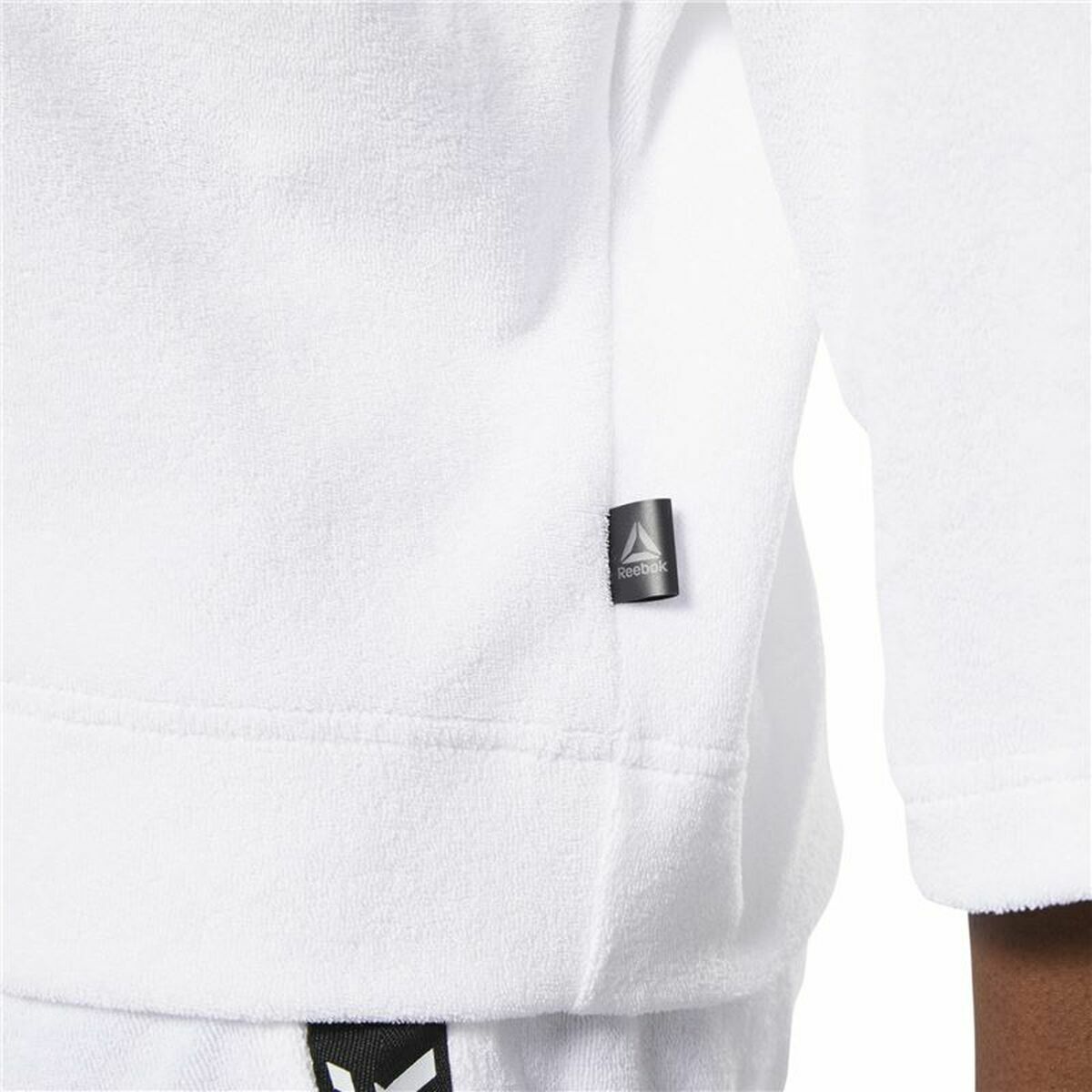 V6HD5D1E9FFF67C2BA825CFD24D592AC0B1R4747335P7