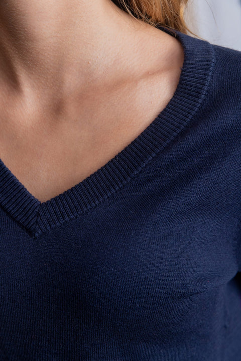 ROSE relaxed-fit jumper with a V-neck.
