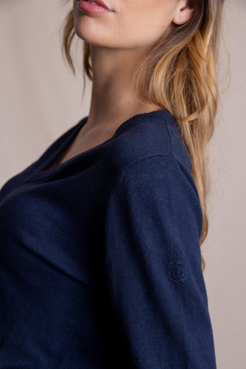 ROSE relaxed-fit jumper with a V-neck.
