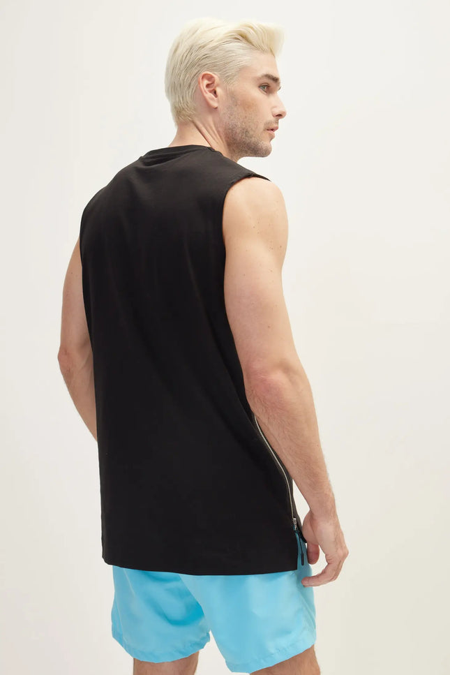 Black Zero Sleeve T-Shirt-Clothing - Men-Ron Tomson-Urbanheer