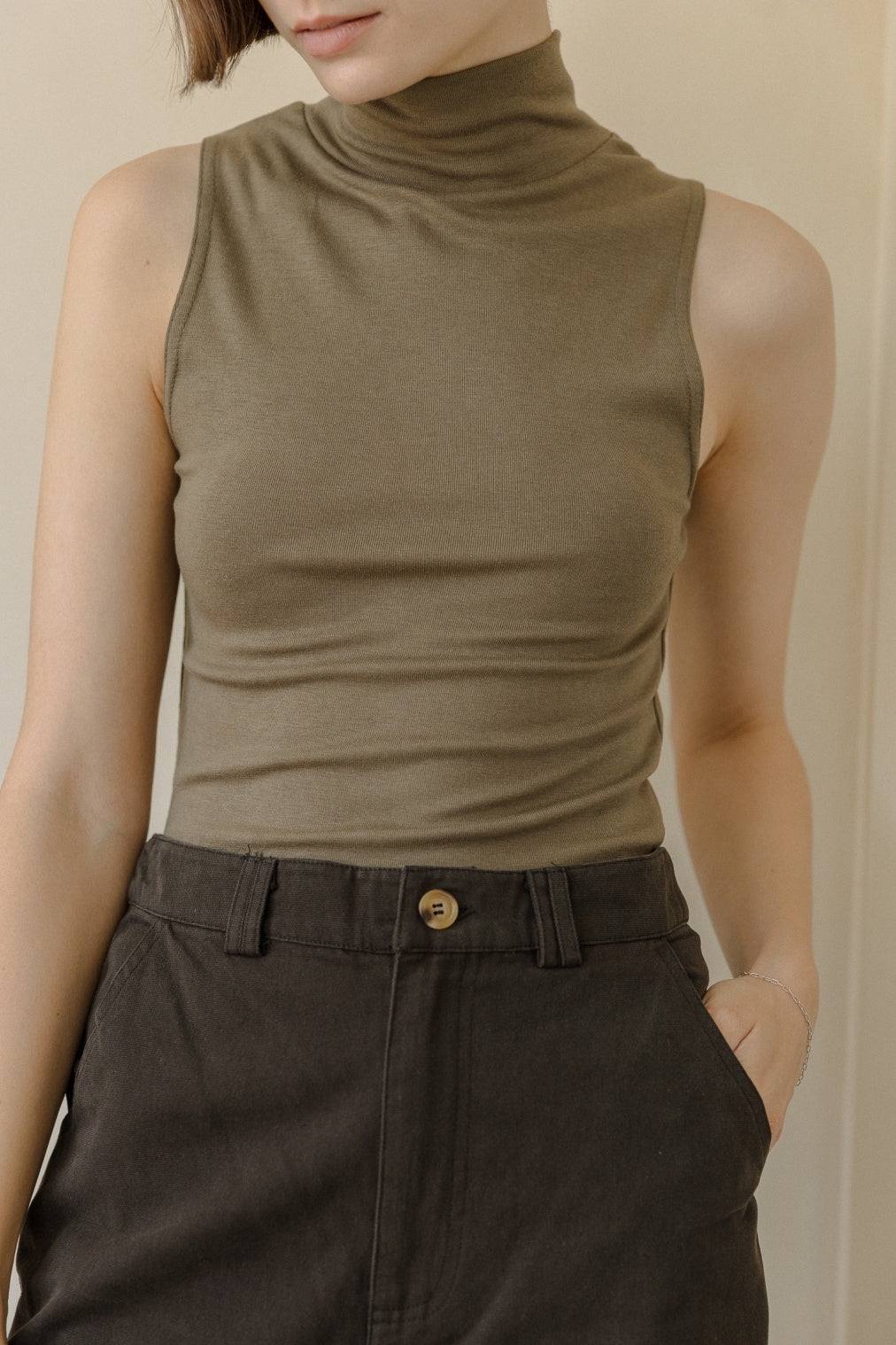 Jadyn Turtleneck Sleeveless Top - Olive-MOD REF-Olive-S-Urbanheer