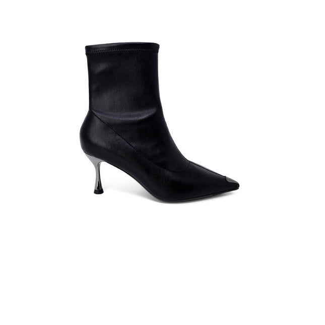 Cult Women Boots-Shoes - Women-Cult-black-36-Urbanheer
