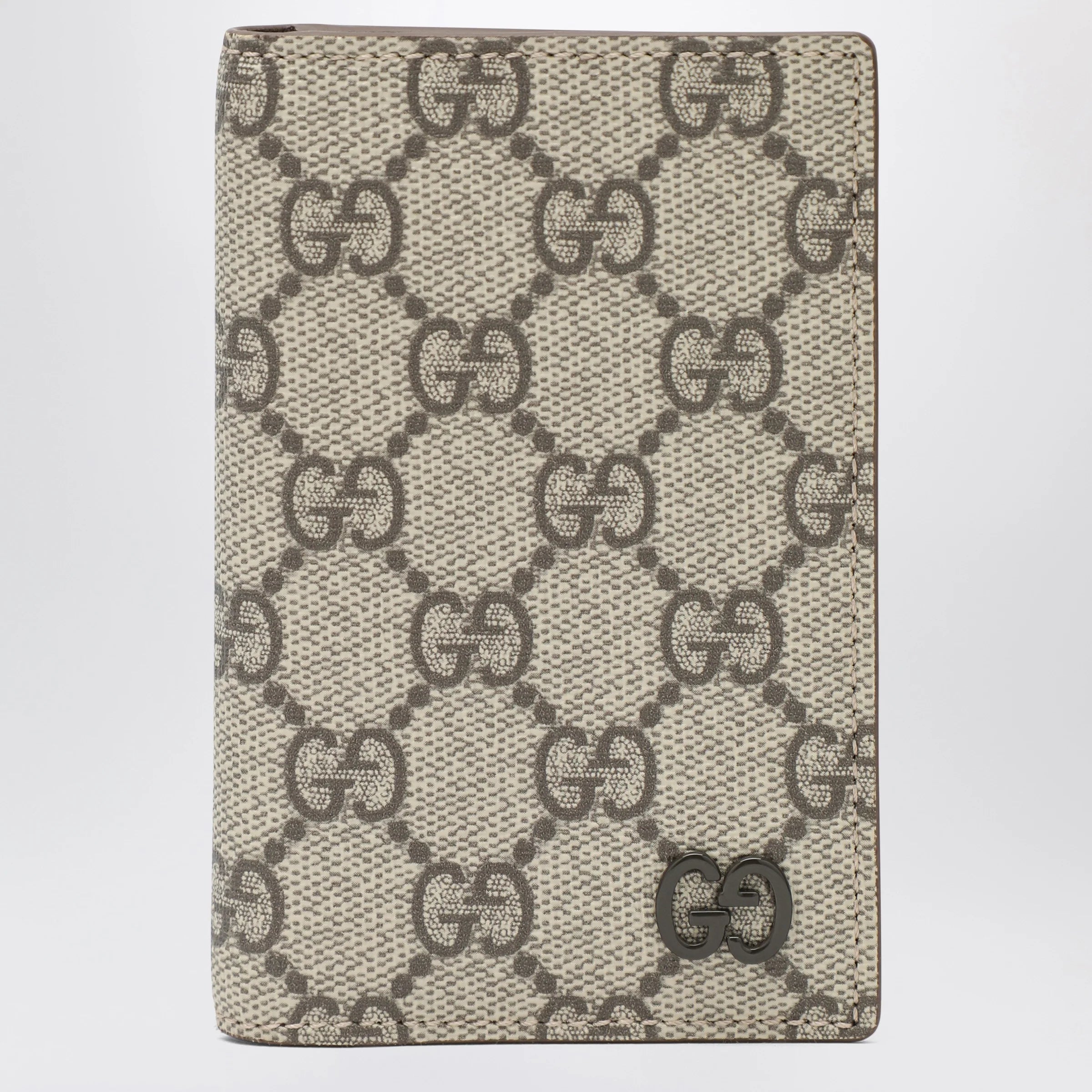 GUCCI GG Supreme fabric wallet in beige/ebony