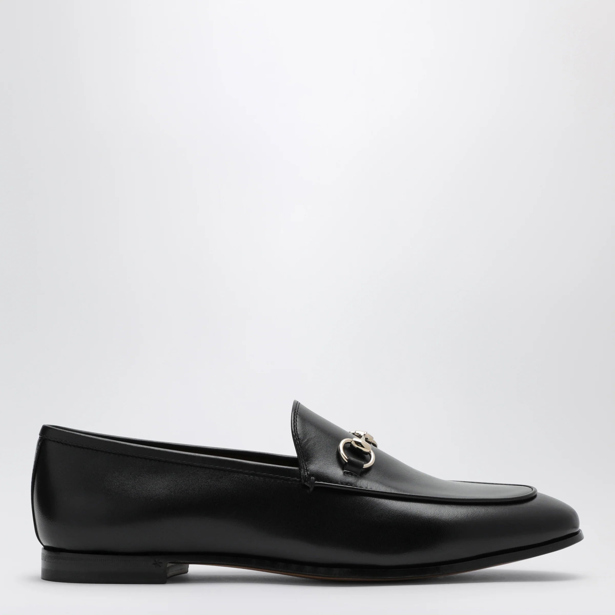 GUCCI Black leather Jordaan loafer