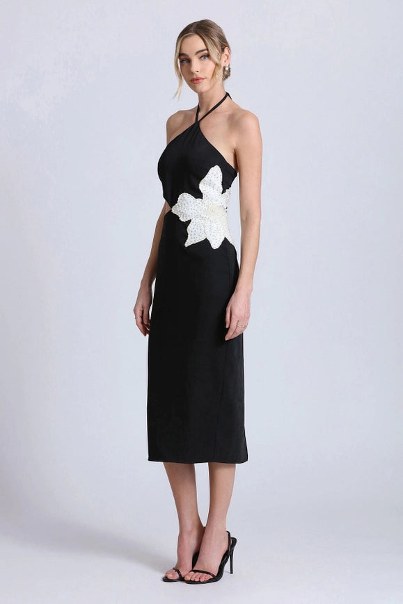 Flower Embellished Cut-Out Halter Dress Black/White Flower-Dress-Avec Les Filles-Urbanheer