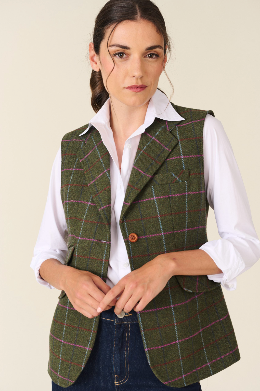 ATENEA Vest in Green