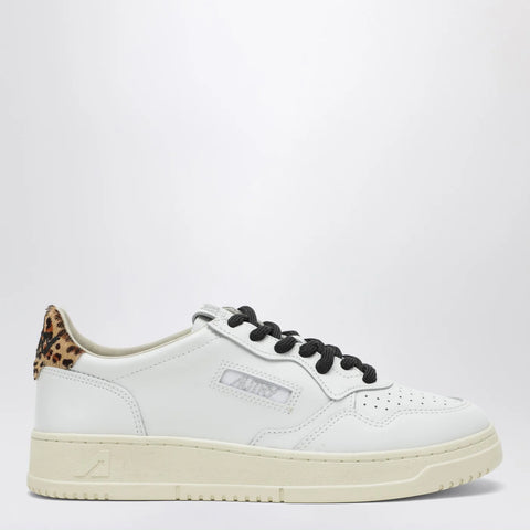 AUTRY Medalist Low Sneakers in white with leopard-print pony hair