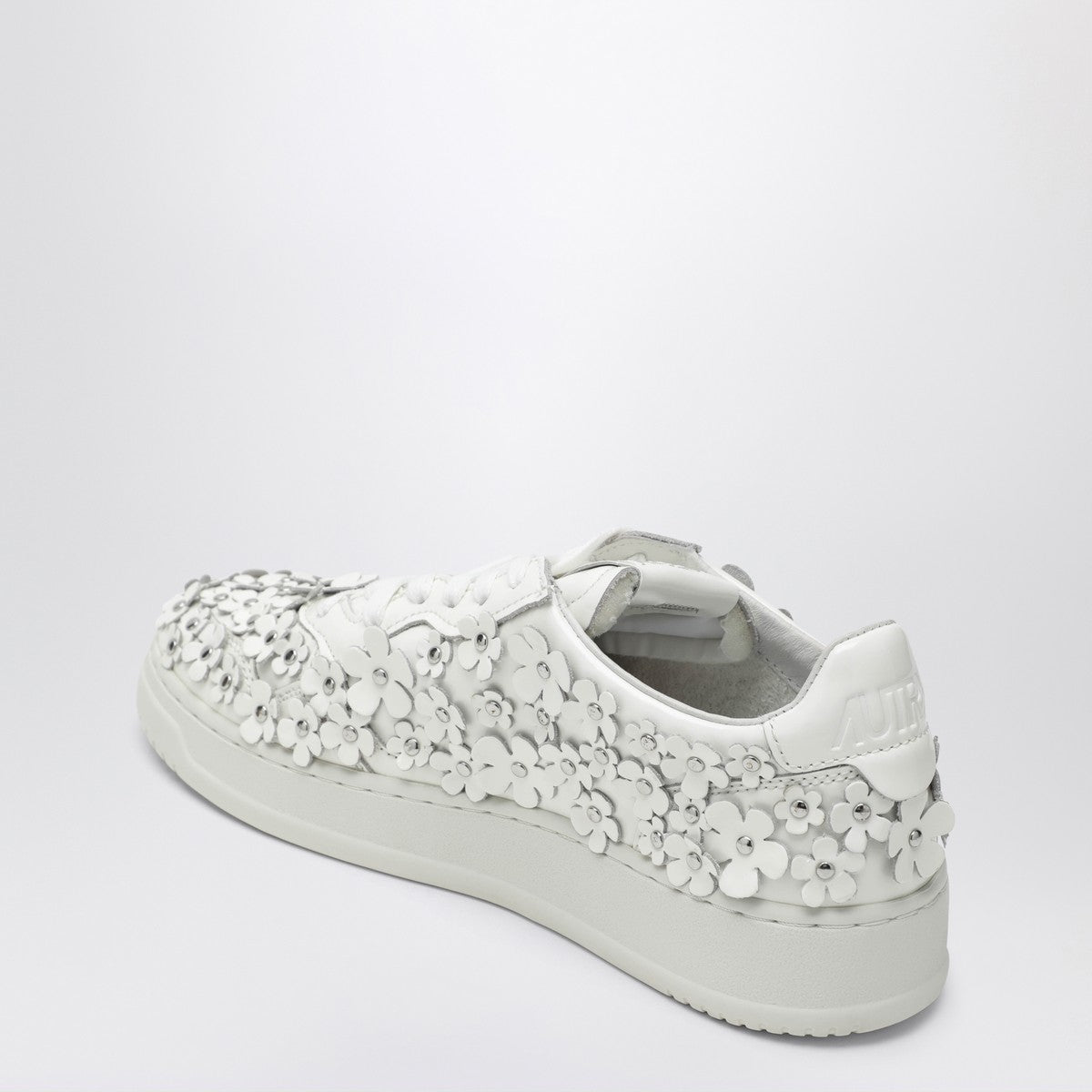 AUTRY Sneaker Medalist Blooming in white leather