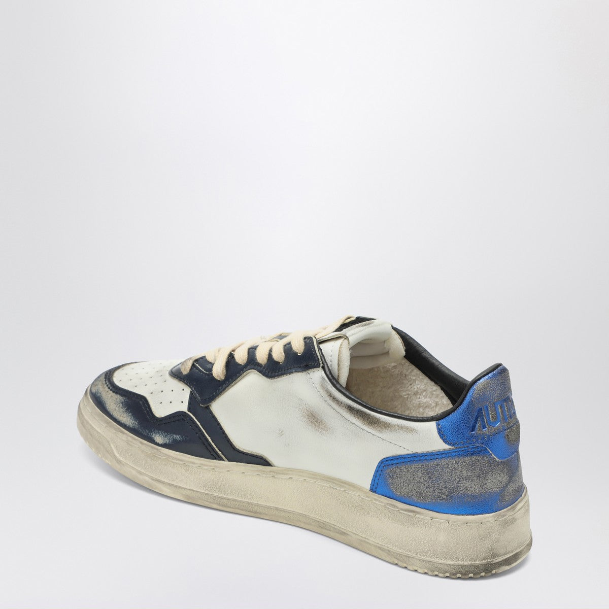 AUTRY White/black/blue Medalist Low Super Vintage sneakers