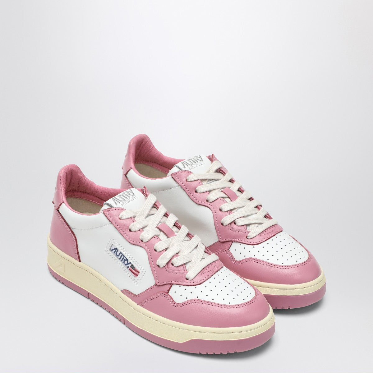 AUTRY White/pink Medalist sneakers