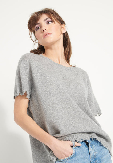 AVA 6 T shirt en cachemire déjaugé col rond manches courtes avec finitions ciselées gris clair-t-shirt femme-Studio Cashmere8-XL-SC8-00441-gris clair-Urbanheer