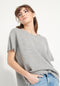 AVA 6 T shirt en cachemire déjaugé col rond manches courtes avec finitions ciselées gris clair-t-shirt femme-Studio Cashmere8-XL-SC8-00441-gris clair-Urbanheer