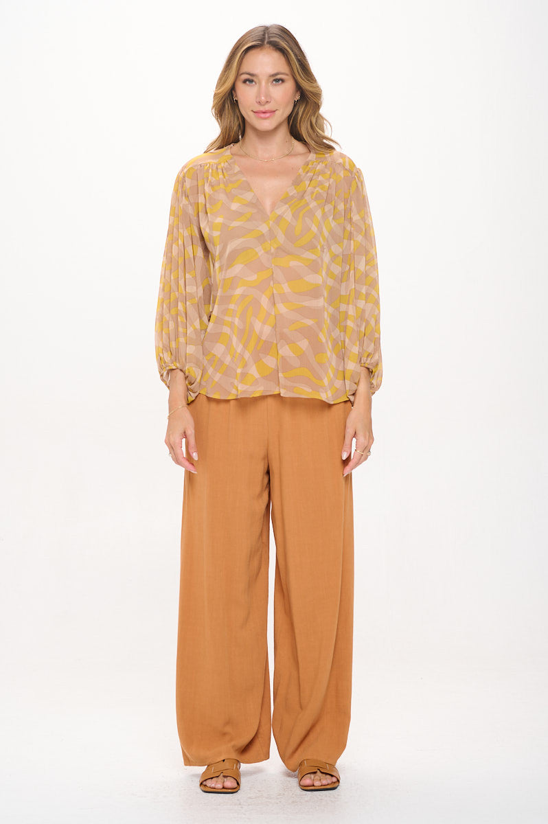 Abstract Print V neck Sheer Top with 3/4 Sleeve-New Arrival-Reneecollection-Small-Urbanheer