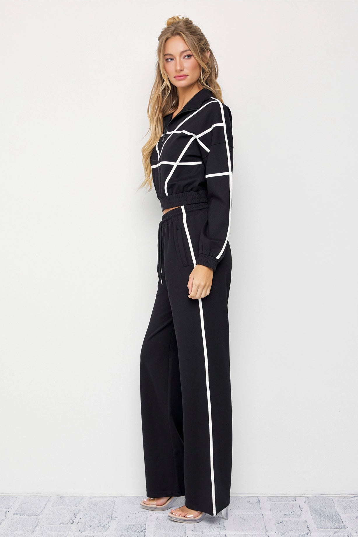 Andrea Knit Tracksuit with Contrast Stripes | Black