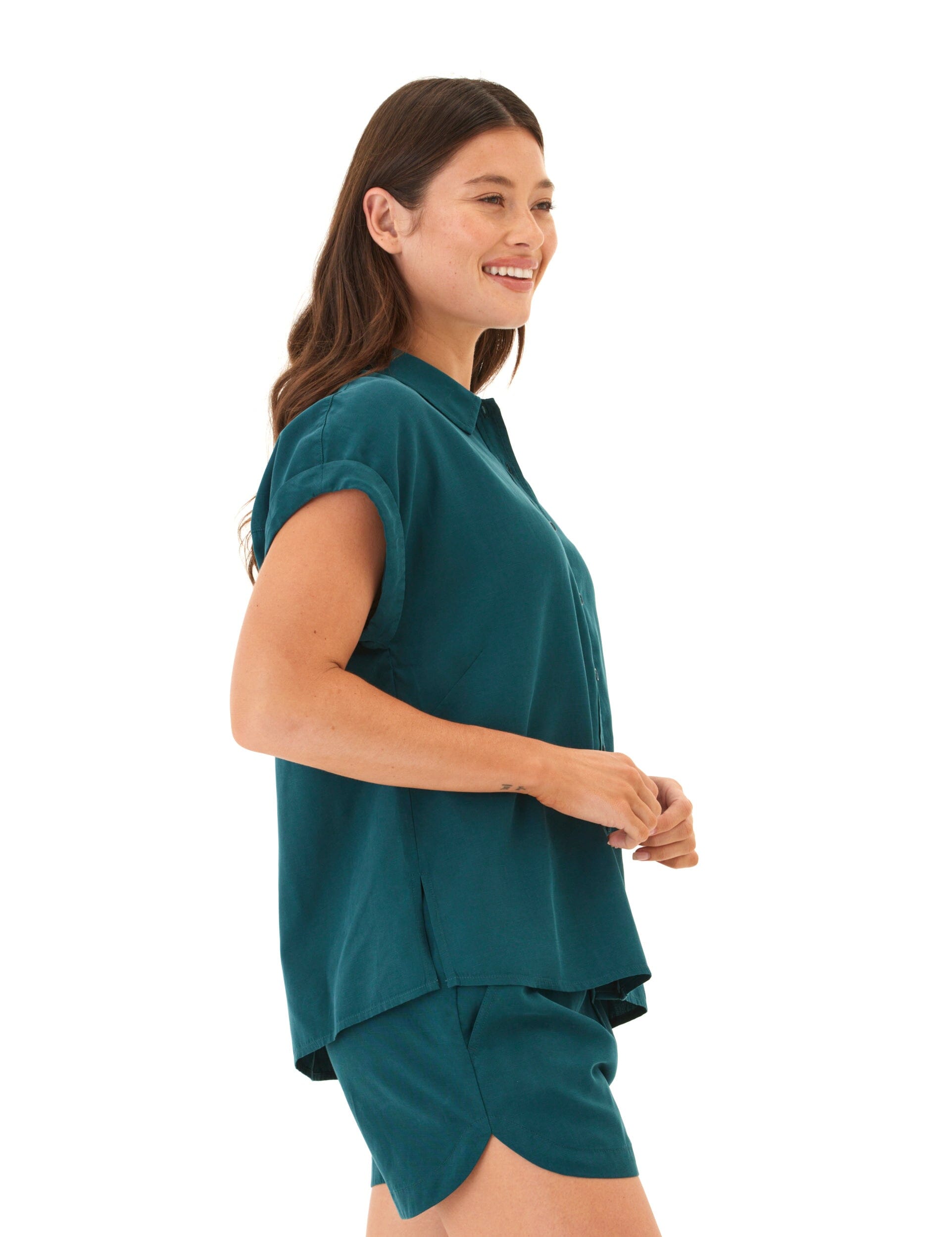 Arianna Breezy Linen Short Sleeve Button-Up