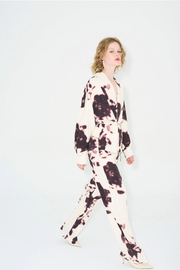 Arion Pants Wine-Rose-Pants-eikō ai-S-Cream background and Burgundy flowers-Urbanheer