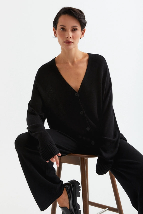 Athena Cardigan Black-Cardigan-Movesgood-XS-Black-Urbanheer