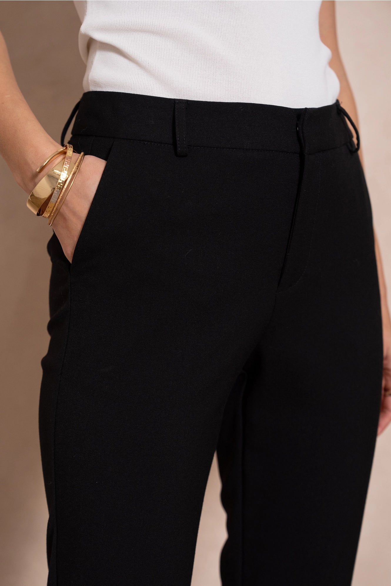 [Aura] High-Waisted Cigarette Pants