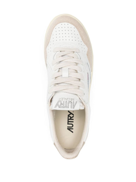 Autry Medalist Low Leather Sneakers