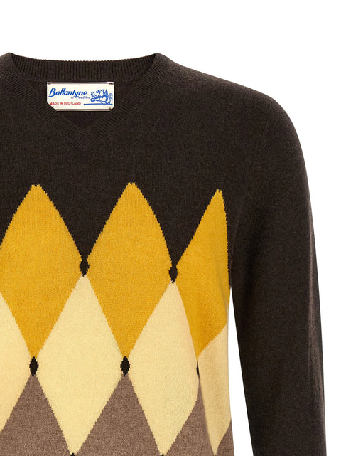 Ballantyne Classic Diamond Intarsia Sweater