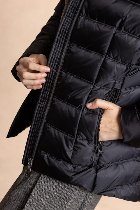 BRIANNA down jacket with a fitted silhouette