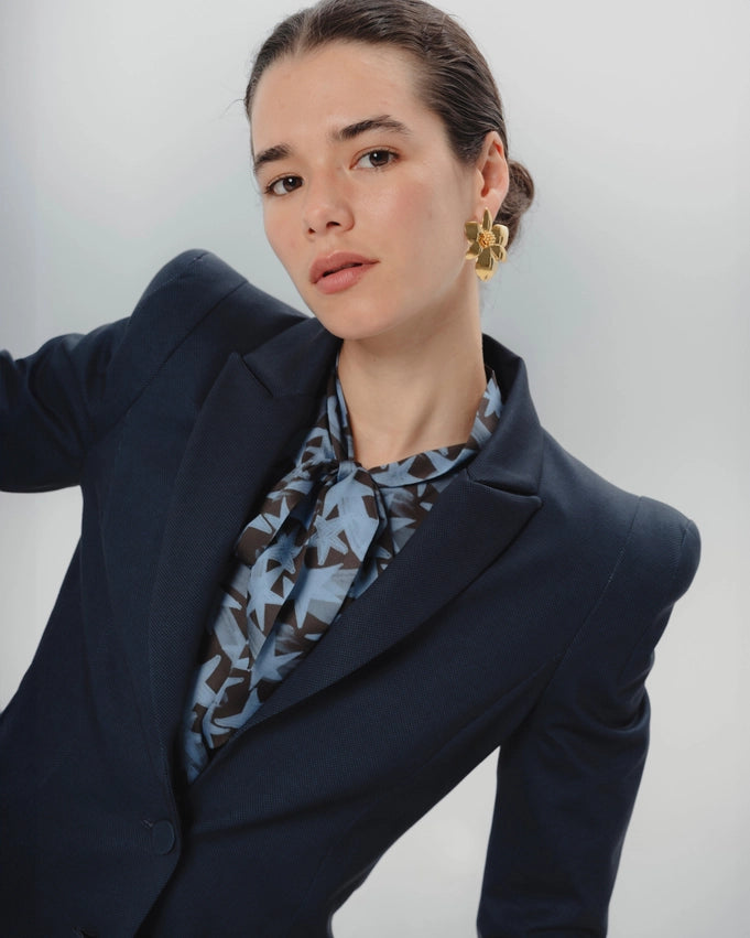 Barbara Pagoda Sleeve Blazer-Blazer-Dolores Promesas-36-Urbanheer