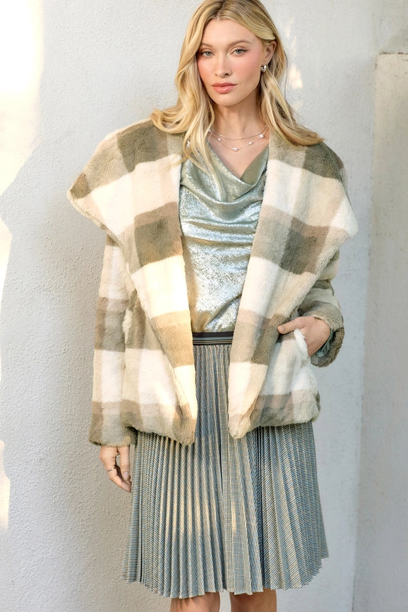 Big Lapel Collar Fur Jacket Sage/Oat-Jacket-Mystree-S-Sage/Oat-Urbanheer