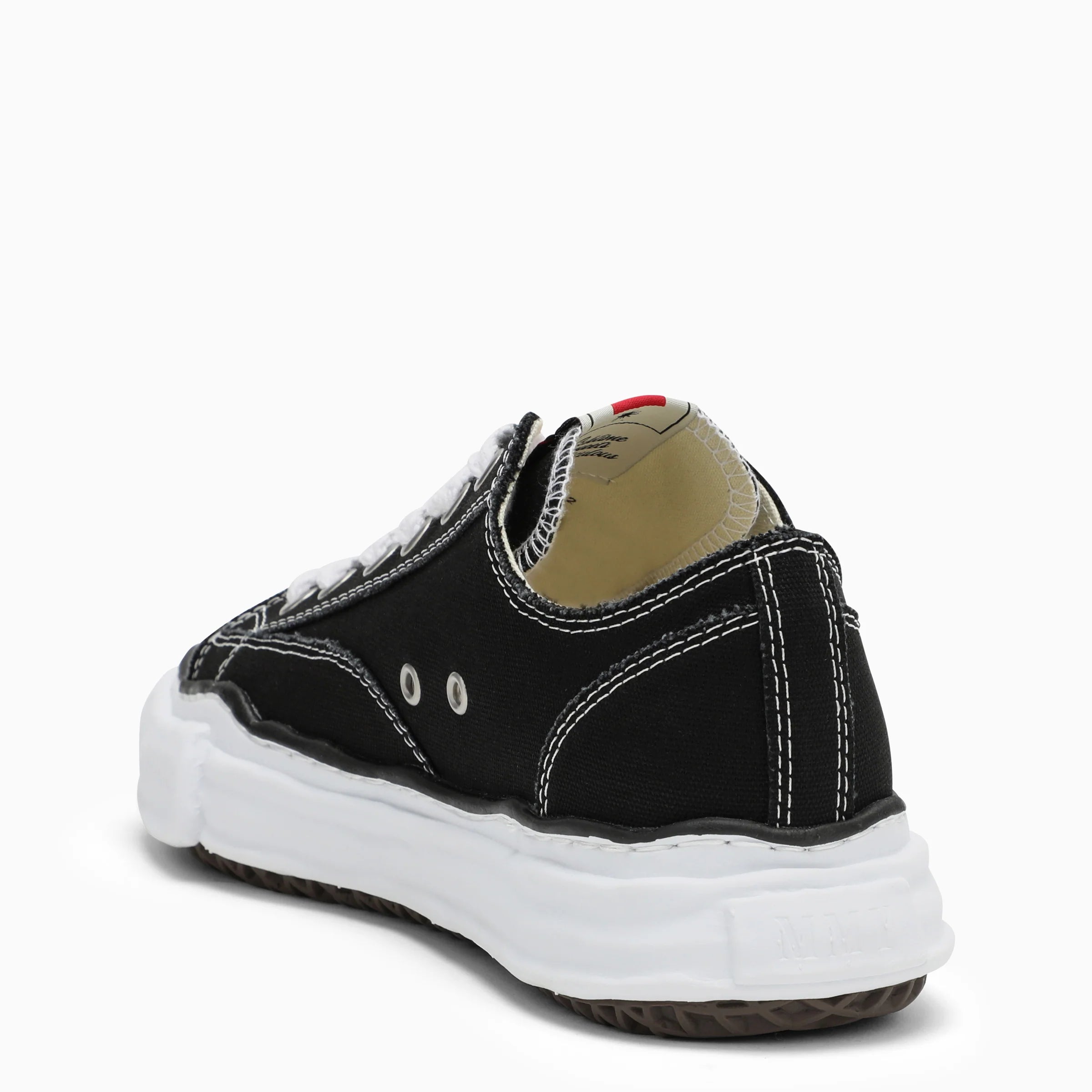 Black Canvas Breathable Low Sneakers