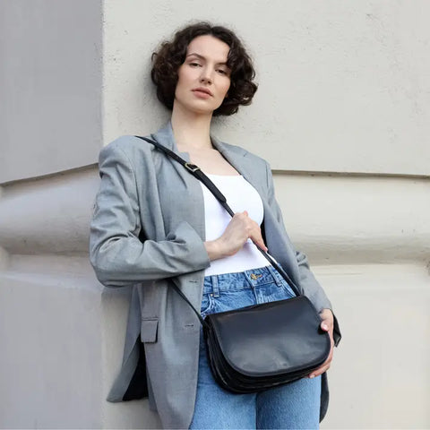Black Leather Cross Body Bag - Moonfleet-Cross Body Bag-Time Resistance-Black-Urbanheer