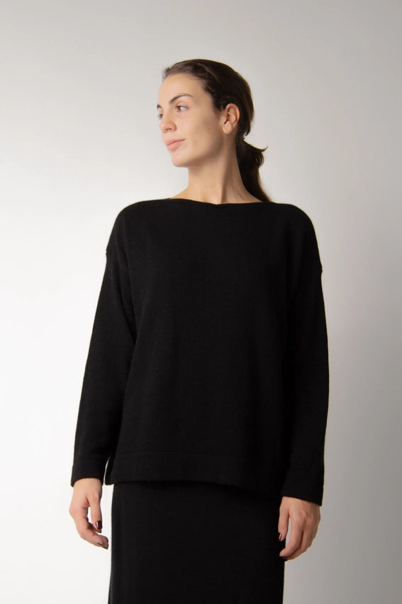 Boat Neck Sweater in Cashmere Blend Nero-Sweater-LÈMME-S-NERO-Urbanheer